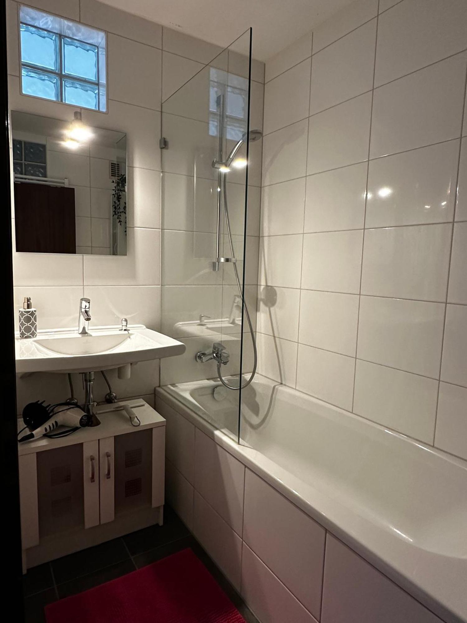Gemuetliche Wohnung Karlsruhe Luaran gambar