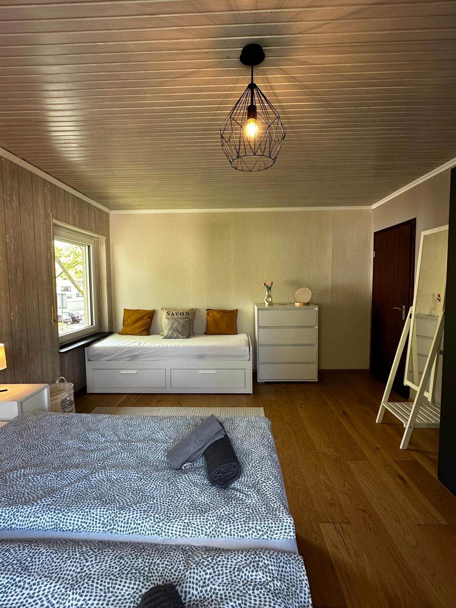 Gemuetliche Wohnung Karlsruhe Luaran gambar